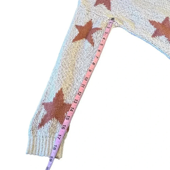 Juliana’s Women's Star Print Pullover Sweater Size S Multicolor Casual - Picture 5 of 8